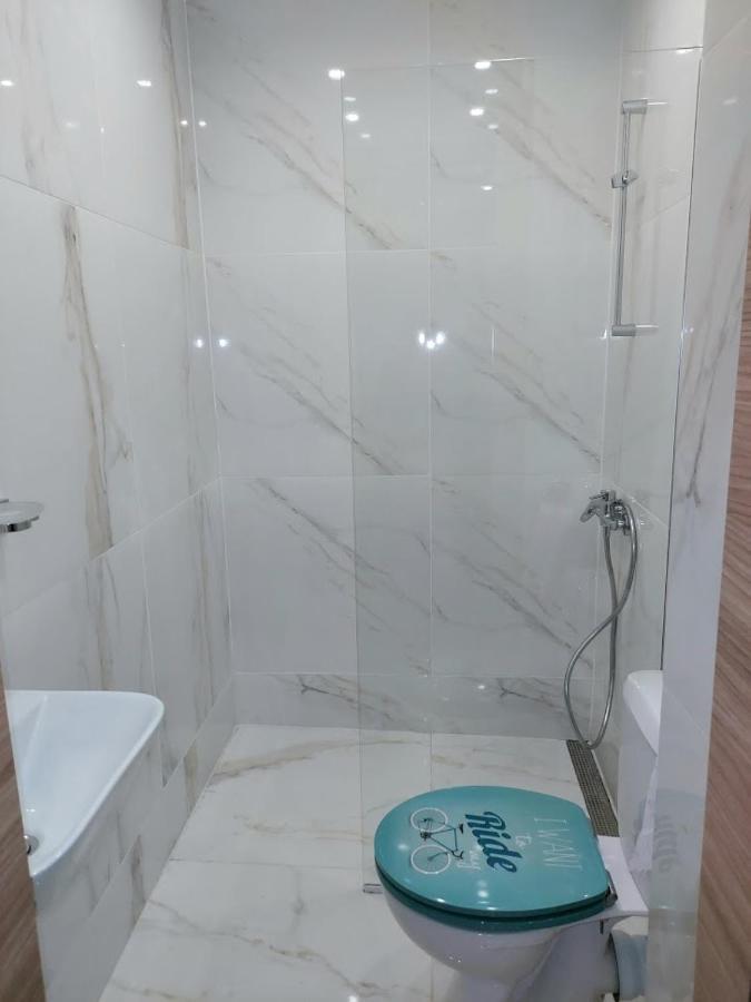 ソフィアL&C- Location And Comfort In 2 Bdrアパートメント エクステリア 写真